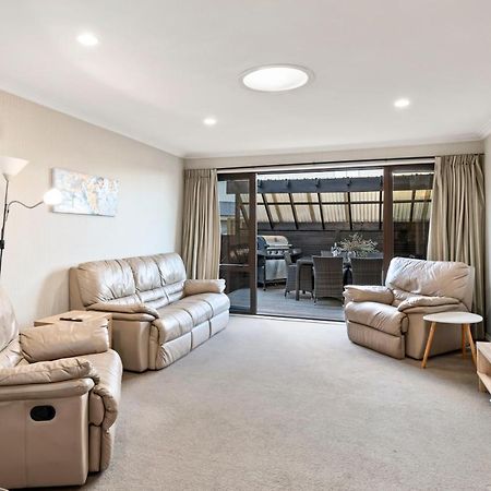 Taupo Escape - Rainbow Point Holiday Home Esterno foto
