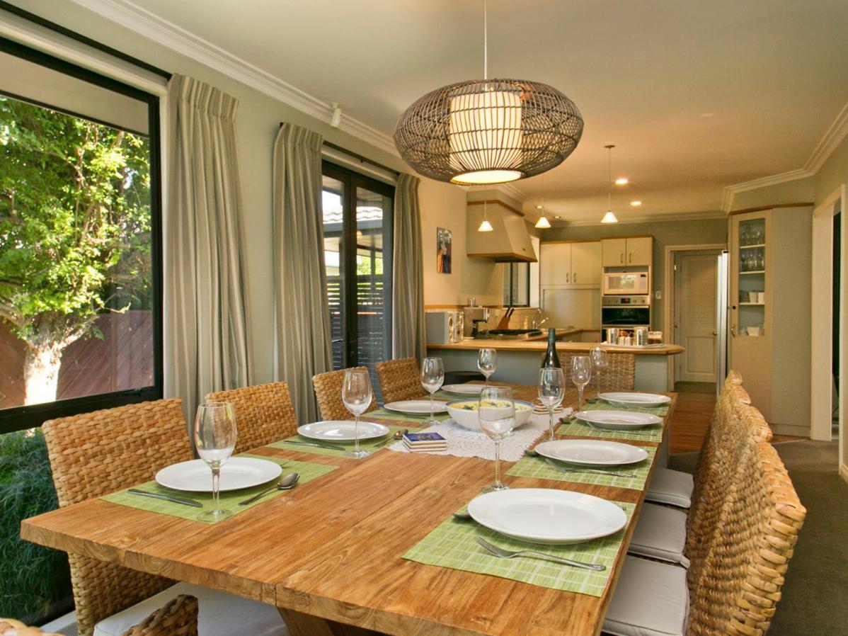 Taupo Escape - Rainbow Point Holiday Home Esterno foto