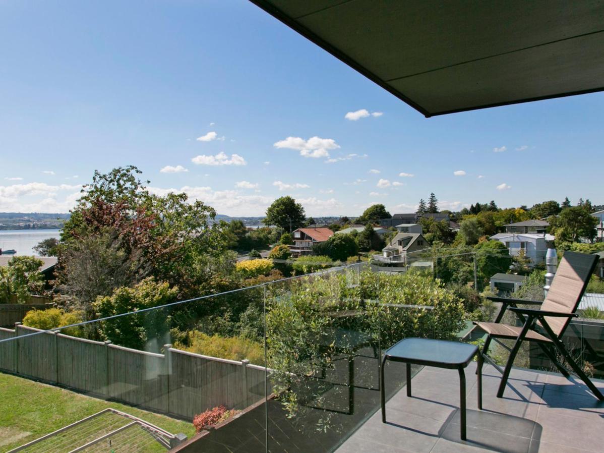 Taupo Escape - Rainbow Point Holiday Home Esterno foto
