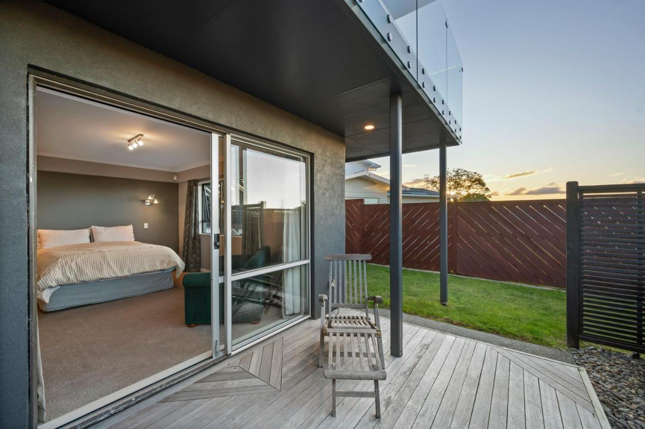 Taupo Escape - Rainbow Point Holiday Home Esterno foto